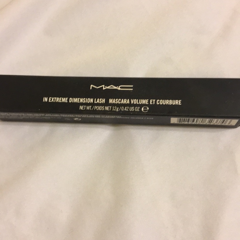 Mac in extreme lash mascara